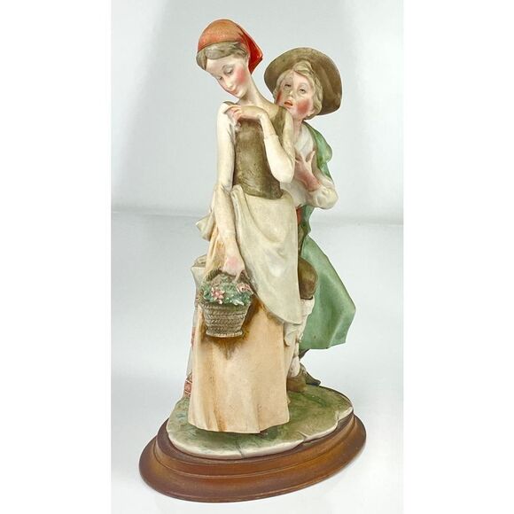 Vintage Giuseppe Armani Courting the Maiden Figurine 10 inch Made in Italy Rare - Picture 8 of 9